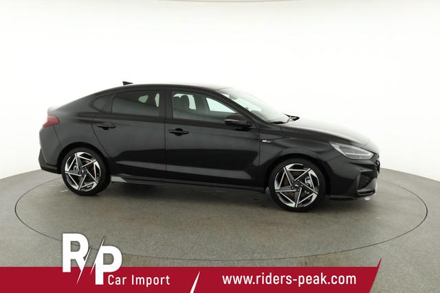 Hyundai i30 N Line 1.5 T-GDI DCT Fastback N-LINE, Navi, 18-Zoll, Kamera, LED, Winter 