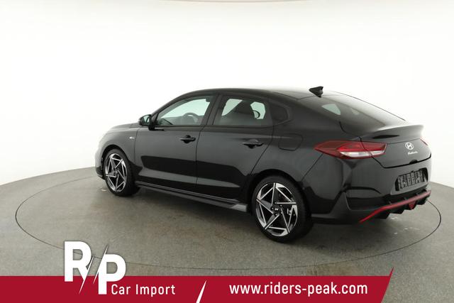 Hyundai i30 N Line 1.5 T-GDI DCT Fastback N-LINE, Navi, 18-Zoll, Kamera, LED, Winter 
