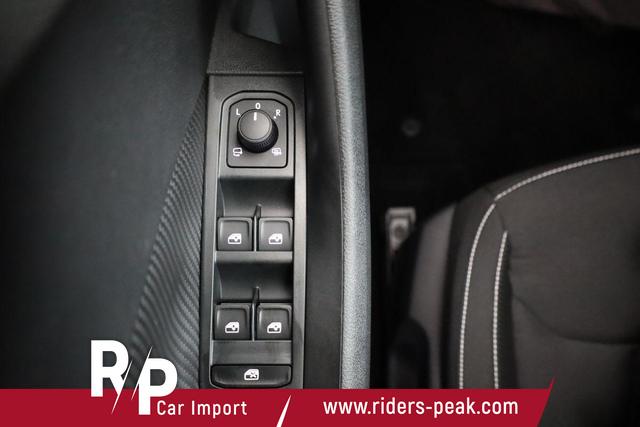 Skoda Kamiq Monte Carlo 1.0 TSI DSG Carlo, Matrix, AHK, 18-Zoll, Pano, Navi, el.Klappe, 5 J.-Garantie 