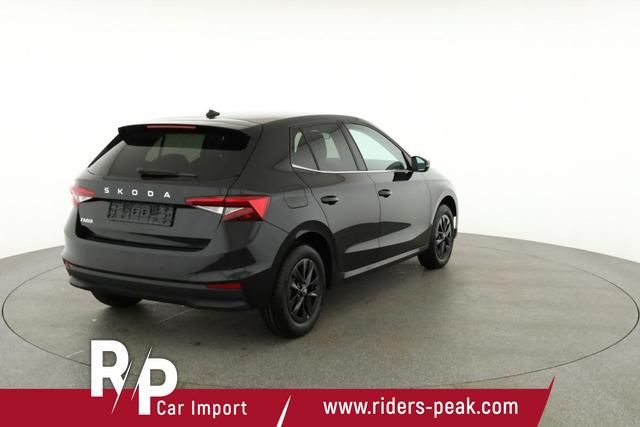 Skoda Fabia Selection 1.0 TSI DSG Selection, KESSY, Kamera, 15-Zoll schwarz, Winter, Ladeboden 