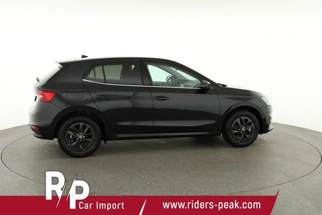 Skoda Fabia Selection 1.0 TSI DSG Selection, KESSY, Kamera, 15-Zoll schwarz, Winter, Ladeboden 