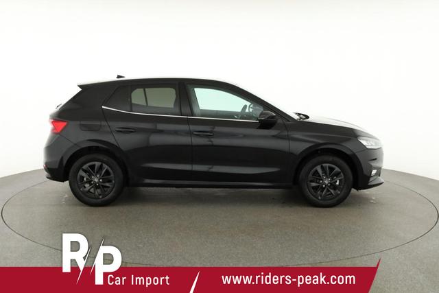 Skoda Fabia Selection 1.0 TSI DSG Selection, KESSY, Kamera, 15-Zoll schwarz, Winter, Ladeboden 