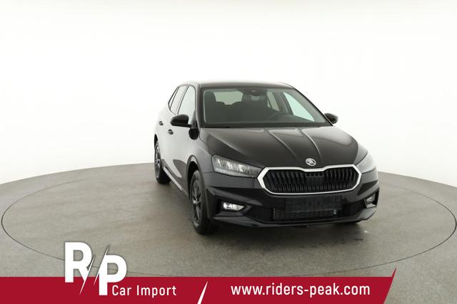 Skoda Fabia Selection 1.0 TSI DSG Selection, KESSY, Kamera, 15-Zoll schwarz, Winter, Ladeboden 