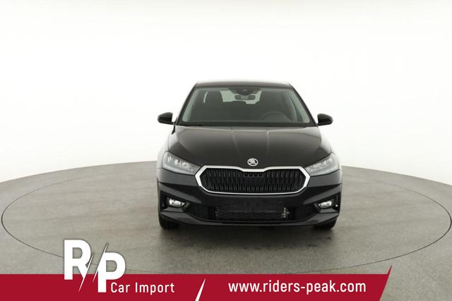 Skoda Fabia Selection 1.0 TSI DSG Selection, KESSY, Kamera, 15-Zoll schwarz, Winter, Ladeboden 