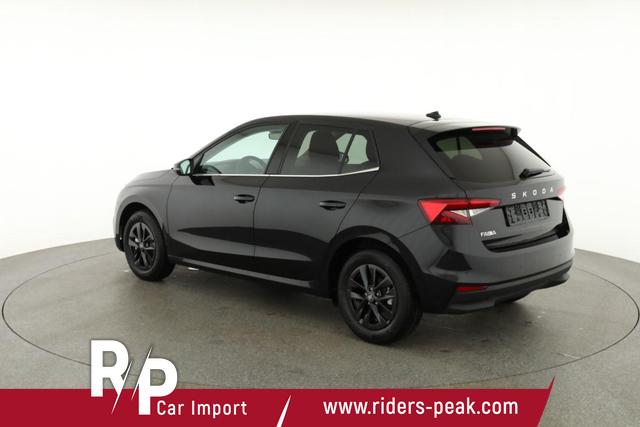 Skoda Fabia Selection 1.0 TSI DSG Selection, KESSY, Kamera, 15-Zoll schwarz, Winter, Ladeboden 