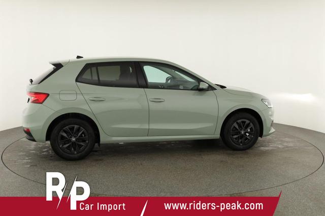 Skoda Fabia Selection 1.0 TSI 130 Jahre, LED, Kamera, Winter, Sunset, 15-Zoll 