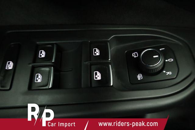 Volkswagen Golf 1.5 TSI 110 kW R-Line VIII Variant R-LINE, AHK, easyOpen, Kamera, LED-Plus, 3-J Garantie 