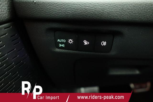 Skoda Octavia Combi 2.0 TSI 195 kW RS DSG, Pano, AHK, Navi, Matrix, Side, Winter, 5 J.-Garantie 