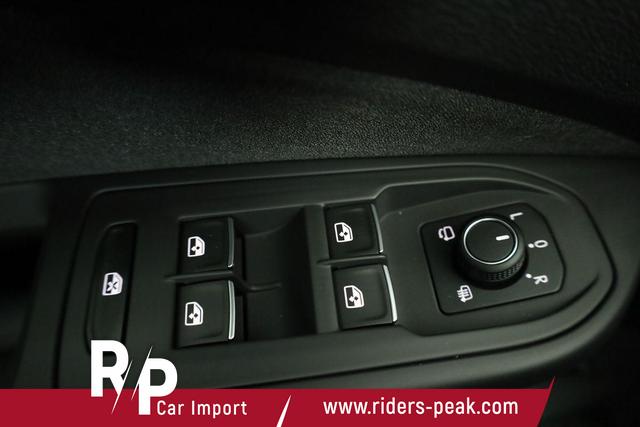 Volkswagen Golf Variant VIII 2.0 TDI DSG Life, AHK, easyOpen, Kamera, 3-J Garantie 