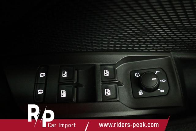 Skoda Octavia Combi 2.0 TSI 195 kW RS DSG, Standheizung, AHK, Navi, Matrix, Side, Winter, 5 J.-Garantie 