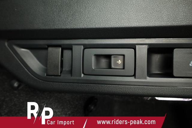 Skoda Octavia Combi 2.0 TSI 195 kW RS DSG, Standheizung, AHK, Navi, Matrix, Side, Winter, 5 J.-Garantie 