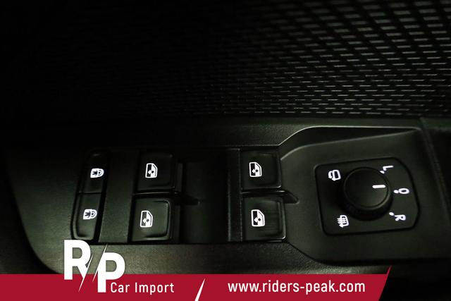 Skoda Octavia Combi 2.0 TSI 195 kW RS DSG, AHK, Navi, Matrix, Side, Winter, 5 J.-Garantie 