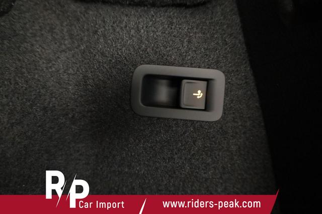 Skoda Karoq Selection 4x4 2.0 TDI DSG Selection, AHK, LED, Kamera, Winter, 4 J.-Garantie 