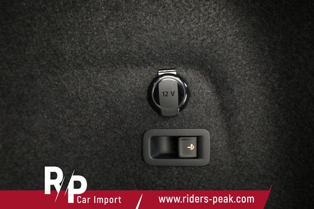 Volkswagen Golf 1.5 TSI 110 kW Life VIII Variant Life, AHK, easyOpen, Kamera, Winter, 3-J Garantie 