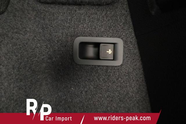 Skoda Karoq Sportline 1.5 TSI DSG Sportline, AHK, Navi, CANTON, Matrix, AreaView, Side, Kamera, el. Klappe, FS-beheizbar 