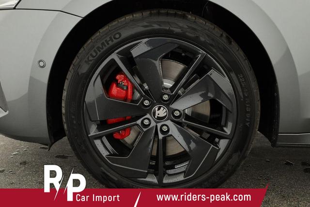 Skoda Octavia Combi 2.0 TSI 195 kW RS DSG, AHK, Navi, Matrix, Side, Winter, 5 J.-Garantie 