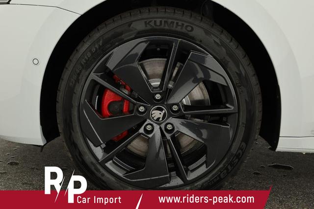 Skoda Octavia Combi 2.0 TSI 195 kW RS DSG, AHK, Navi, Matrix, Side, Winter, 5 J.-Garantie 