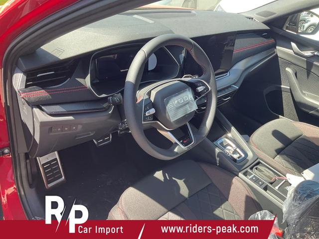 Skoda Octavia Combi 2.0 TSI 195 kW RS DSG, Pano, Standheizung, AHK, Navi, Matrix, Canton, Side, Winter, 5 J.-Garantie 