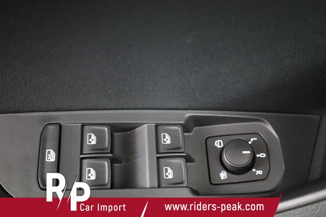 Skoda Karoq Sportline 4x4 2.0 TSI DSG Sportline, Pano, AHK, Navi, Matrix, Side, Winter, 5 J.-Garantie 