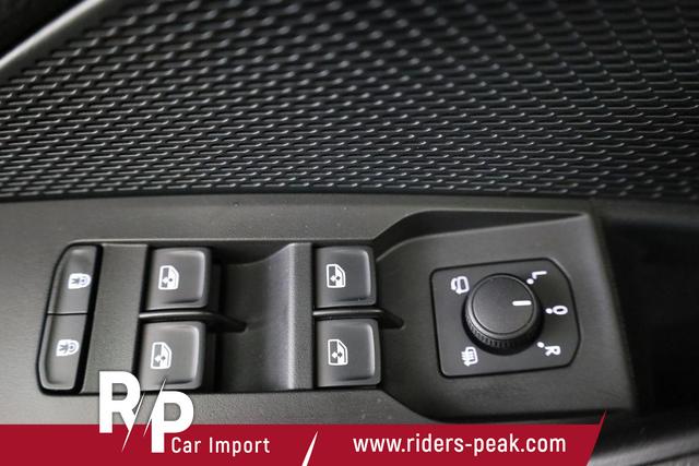 Skoda Octavia Combi 2.0 TSI 195 kW RS DSG, AHK, Navi, Matrix, Canton, Side, Winter, 5 J.-Garantie 