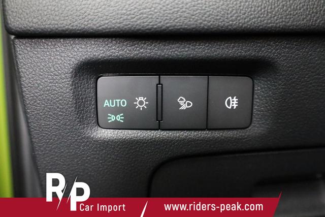 Skoda Octavia Combi 2.0 TSI 195 kW RS DSG, AHK, Navi, Matrix, Canton, Side, Winter, 5 J.-Garantie 