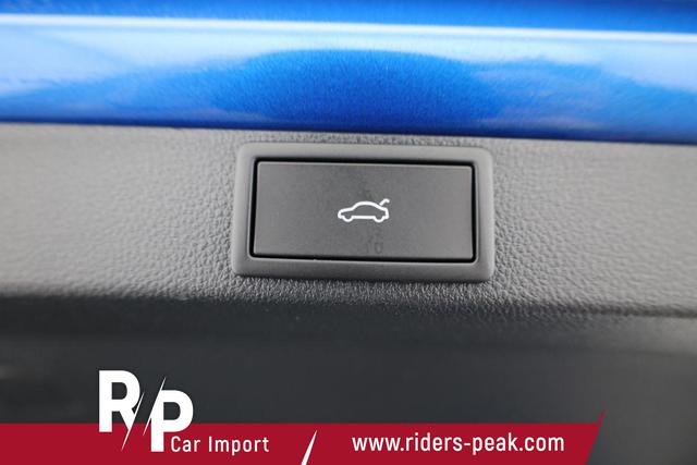Skoda Octavia Combi 2.0 TSI 195 kW RS DSG, Pano, Standheizung, AHK, Navi, Matrix, Canton, Side, Winter, 5 J.-Garantie 