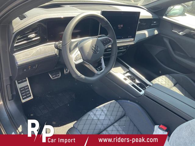 Volkswagen Passat Variant - 2.0 TSI 195 kW 4Motion R-Line DSG 4M Black, HUD, AHK, Navi, IQ.Light, AreaView, Winter, el. Klappe, sofort