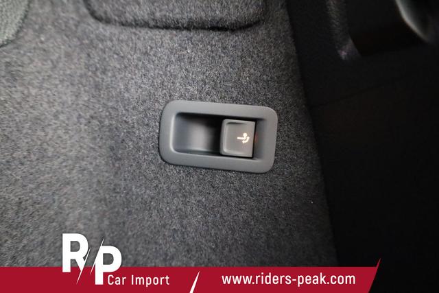 Skoda Karoq Sportline 4x4 2.0 TSI DSG Sportline, AHK, Navi, Matrix, Side, Winter, 5 J.-Garantie 