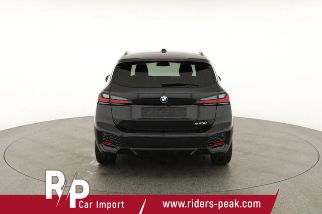 BMW 2er Active Tourer 223 i M Sport 223i Mild Hybrid Automatik, HarmanKardon, LED, HUD, Pano, Leder, 1. Hand 