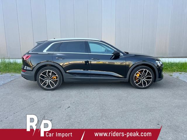 Audi Q8 e-tron 55 quattro Business 