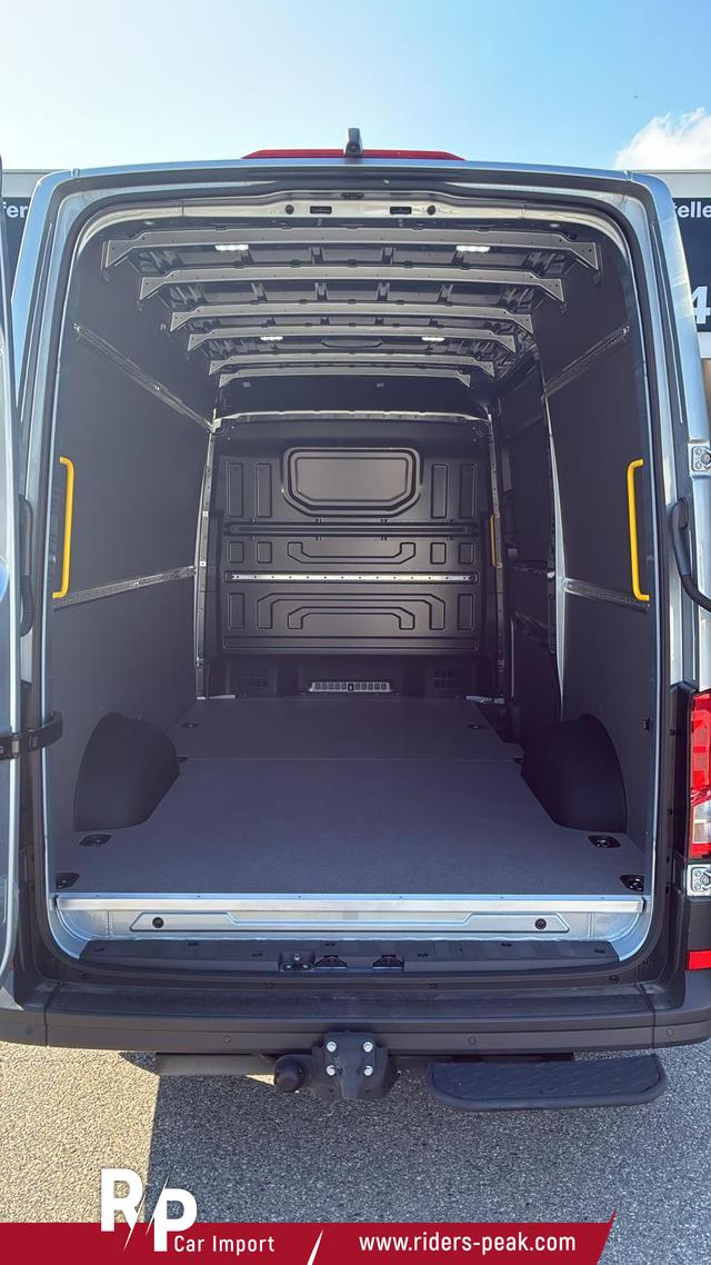 MAN TGE Kastenwagen 3.160 L3H3 Allrad 163 PS RS 3.640 Automatik 