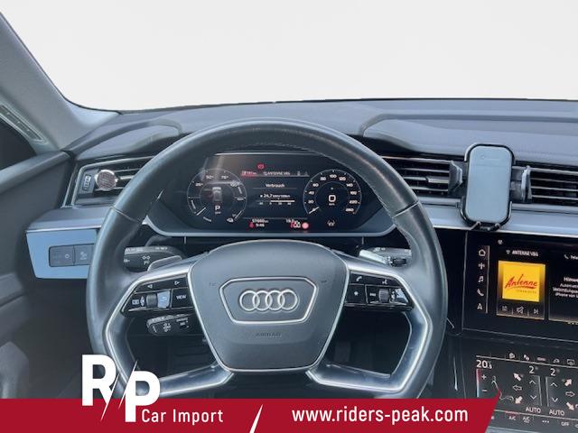 Audi Q8 e-tron 55 quattro Business 