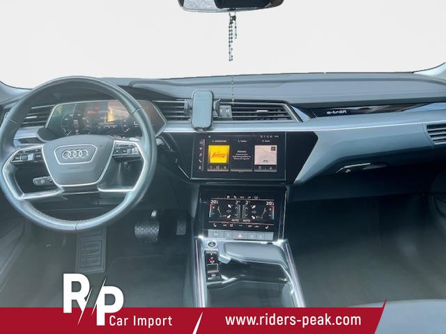 Audi Q8 e-tron 55 quattro Business 