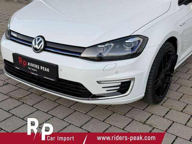 Volkswagen e-Golf 136 PS/W&auml;rmepumpe/19" Alu S.+17" W./HU+AU NEU/52.000 km/TOP Zustand!!! 
