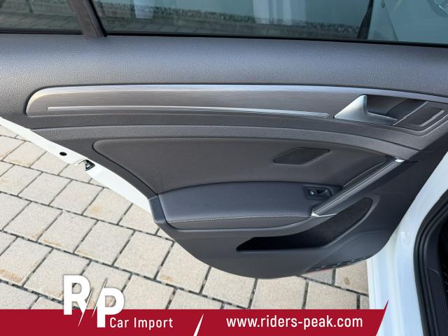 Volkswagen e-Golf 136 PS/W&auml;rmepumpe/19" Alu S.+17" W./HU+AU NEU/52.000 km/TOP Zustand!!! 