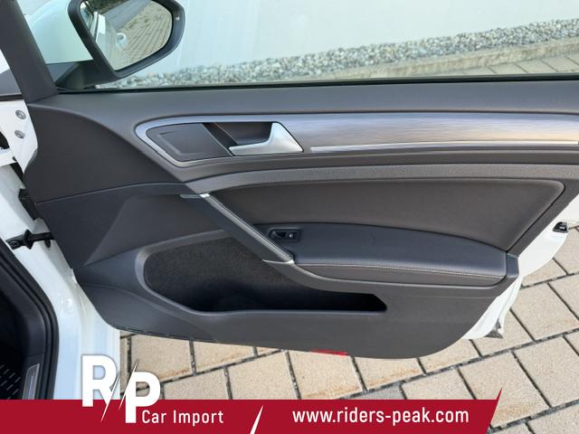 Volkswagen e-Golf 136 PS/W&auml;rmepumpe/19" Alu S.+17" W./HU+AU NEU/52.000 km/TOP Zustand!!! 