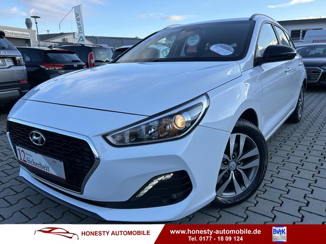 Hyundai i30 Kombi - YES! 1.6 CRDi YES!*verdacht Zylinderkopfdichtung*EURO 6d-TEMP*SCHECKHEFTGEPFLEGT*NAVIGATION*MULTIFUNKTIONSLENKRAD*ÖL UND ÖL-FILTER NEU*APPLE-CAR-PLAY*ANDROID AUTO*SITZHEIZUNG*DAB*STABILITÄTSKONTROLLE*AUX-IN ANSCHLUSS*USB*SPURHALTEASSISTENT*LENKRADD BEHE