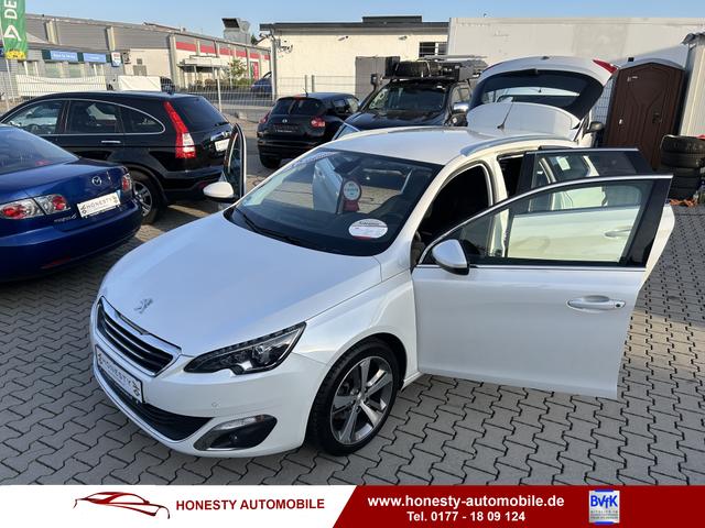 Peugeot 308 SW - 1.2 e-THP Pure Tech 130 Allure*GARANTIE*SCHECKHEFTGEPFLEGT BEI PEUGEOT*EURO 6*START/STOP AUTOMATIK*ESP*SITZHEIZUNG*6 GANG*USB*AUX-IN*NAVIGATION*RÜCKFAHRKAMERA*MULTIFUNKTIONSLENKRAD*8XREIFEN*KLIMAAUTOMATIK*WIP-BLUETOOTH*ANHÄNGERKUPPLUNG*ABS*
