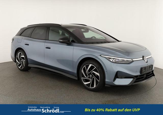 Volkswagen ID.7 Tourer - Pro 210 kW Black, HuD, IQ.Light, IQ.Drive, AreaView, Side, 20-Zoll