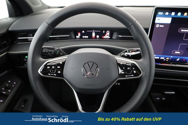Volkswagen ID.7 Tourer Pro 210 kW Black, AHK, HuD, IQ.Light, IQ.Drive, AreaView, Side, 20-Zoll 