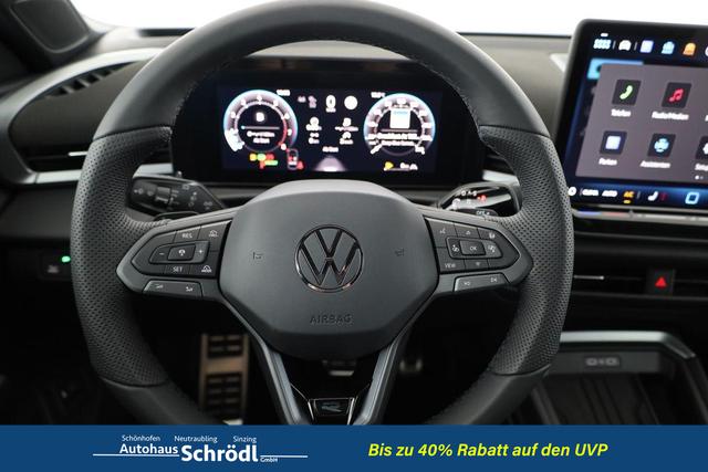 Volkswagen T-Roc 1.5 eTSI 110 kW R-Line DSG Black, AHK, IQ.Light, Kamera, el. Klappe, 19-Zoll 