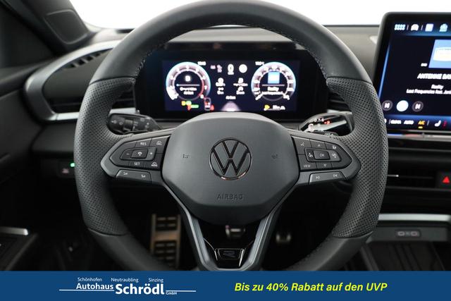 Volkswagen T-Roc 1.5 eTSI 110 kW R-Line DSG Black, AHK, IQ.Light, Kamera, el. Klappe, 19-Zoll 