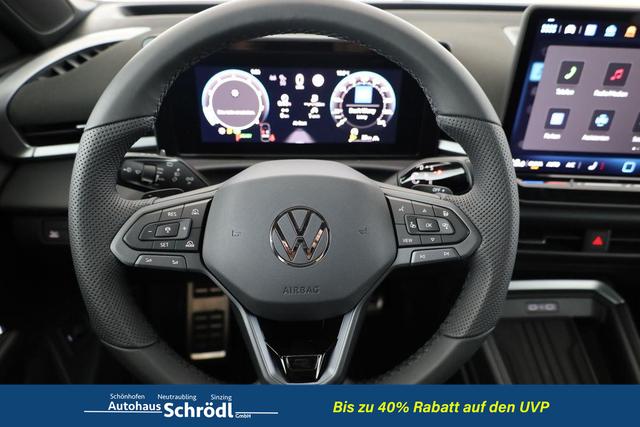 Volkswagen T-Roc 1.5 eTSI 110 kW R-Line DSG Black, AHK, IQ.Light, Kamera, el. Klappe, 19-Zoll 