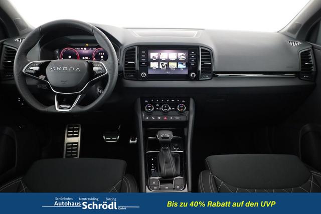 Skoda Karoq Sportline 1.5 TSI DSG Sportline, Pano, AHK, Navi, CANTON, Matrix, AreaView, Side, el. Klappe, FS-beheizbar, 5 J.-Garantie 