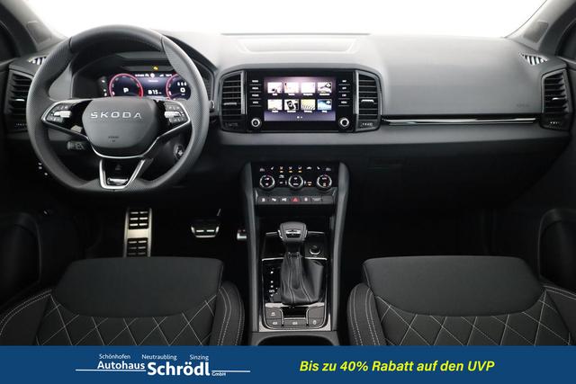 Skoda Karoq Sportline 1.5 TSI DSG Sportline, AHK, Navi, CANTON, Matrix, AreaView, Side, Kamera, el. Klappe, FS-beheizbar, 5 J.-Garantie 