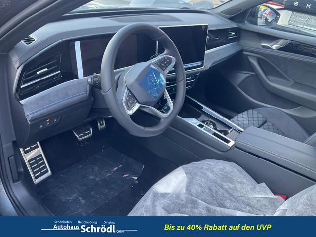 Volkswagen Passat Variant - 2.0 TDI 110 kW R-line DSG Black, Pano, AHK, Navi, IQ.Light, Side, Kamera. el. Klappe, 19-Zoll, 5 J.-Garantie