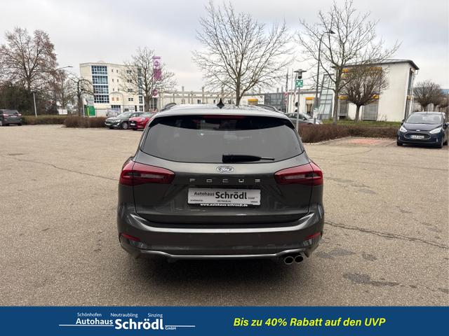 Ford / Focus Turnier / Grau / / / Focus ST-Line X 1.0 EcoBoost Mild-Hybrid S/S (EURO