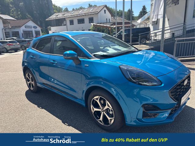 Ford / Puma / Blau / / / 