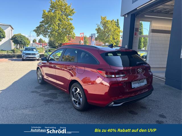 Hyundai / i30 Kombi / Rot / / / 1.6 T-GDI DCT, Navi, Kamera, 16-Zoll, 5 J.-Garantie