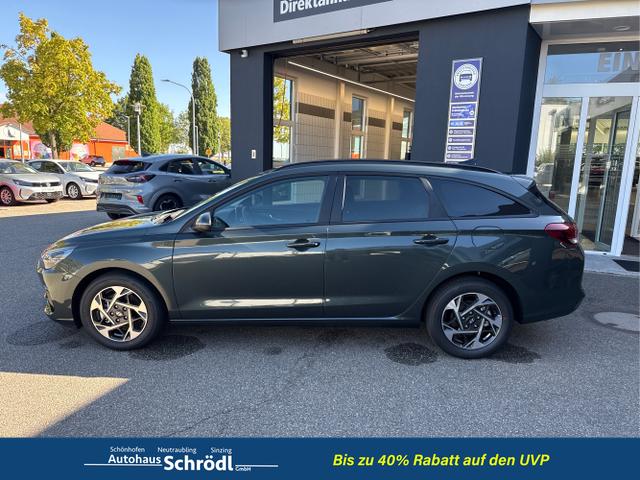 Hyundai / i30 Kombi / Gr&uuml;n / / / 1.6 T-GDI DCT, Navi, Kamera, 16-Zoll, 5 J.-Garantie
